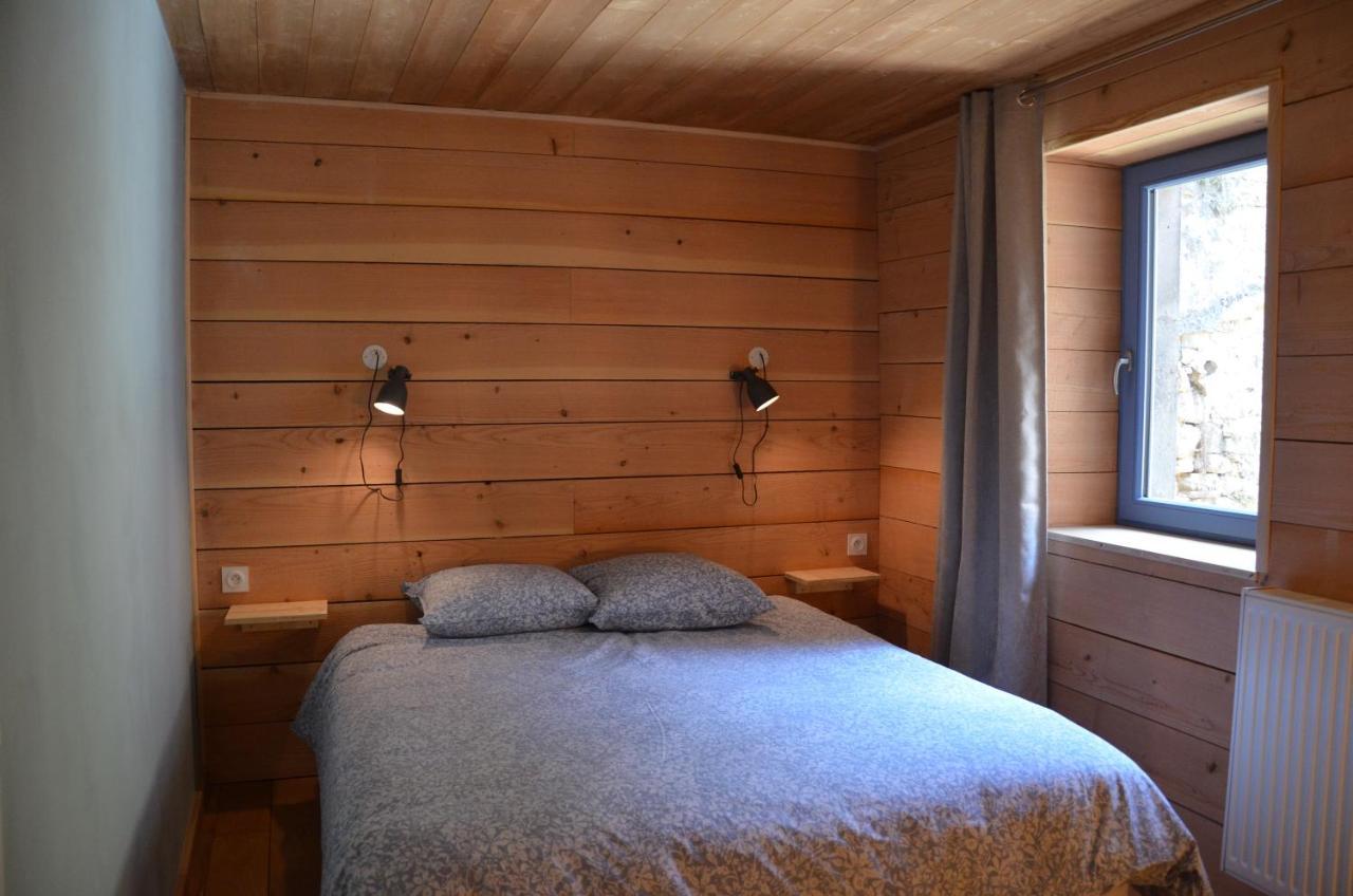 Les Gites Du Passage: Le Perchoir Passenans Esterno foto